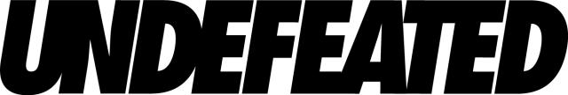UNDEFEATED (Супермен) - логотип игры